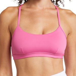 Alo Yoga Airlift Intrigue Bra Paradise Pink S